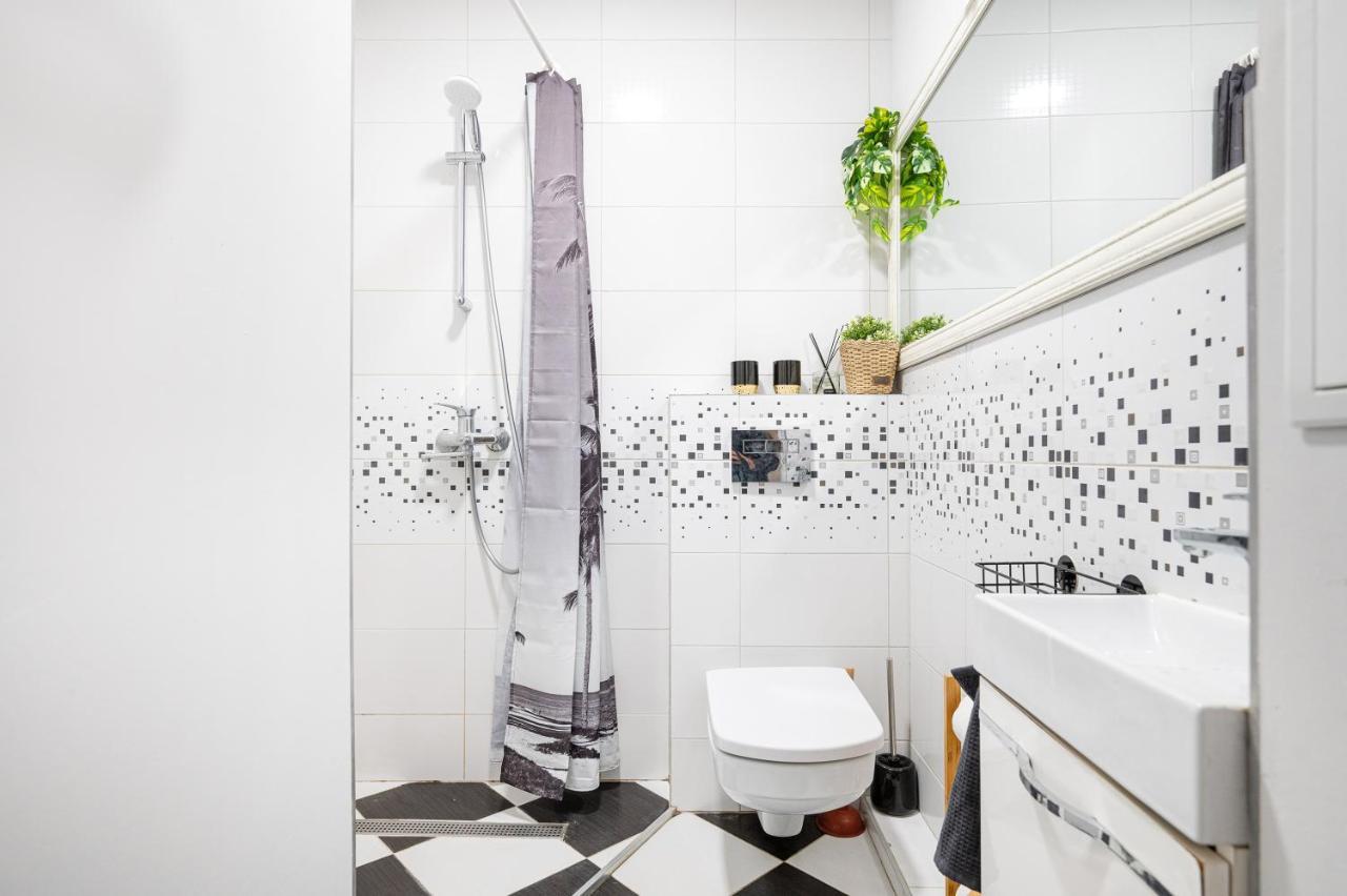 וילנה Premium City Center Lukiskiu Apartment מראה חיצוני תמונה